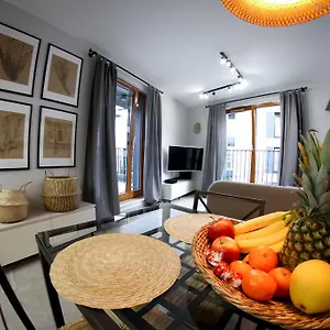 Browar Lubicz | Balcony | Elevator | Free Garage Apartament Kraków